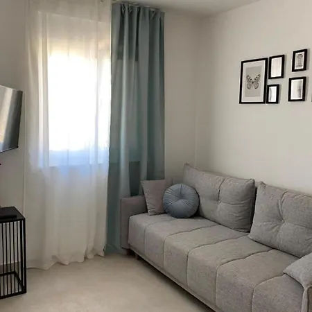 One Bedroom With Balcony And View