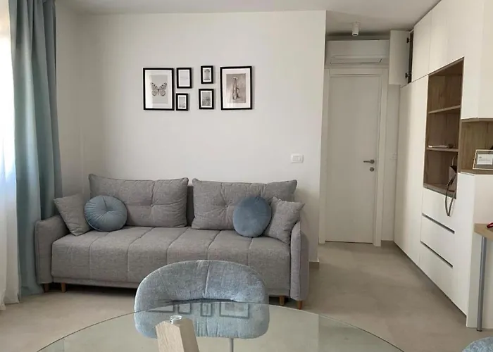 One Bedroom With Balcony And View * ザダル