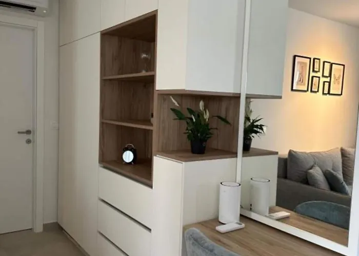 One Bedroom With Balcony And View * زادار